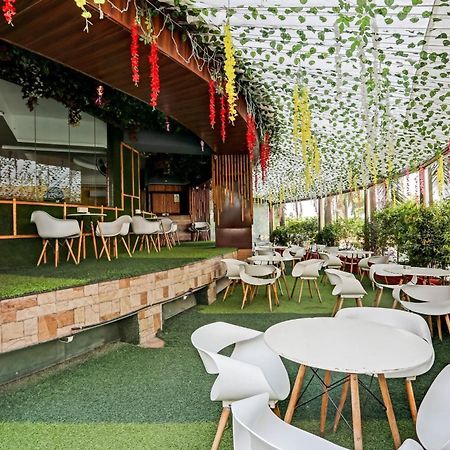 Oyo Salt House Hotell Mumbai Exteriör bild