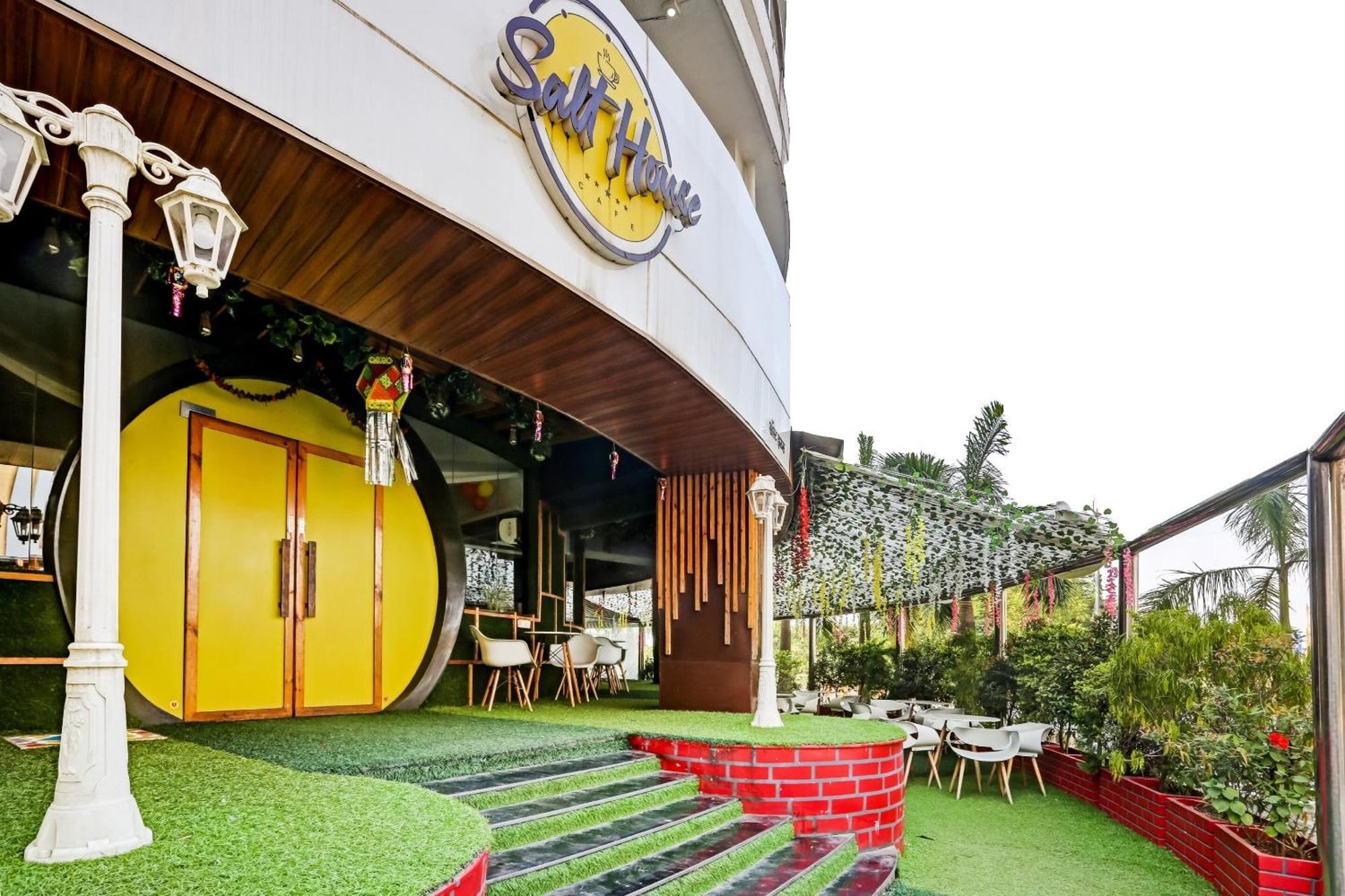 Oyo Salt House Hotell Mumbai Exteriör bild